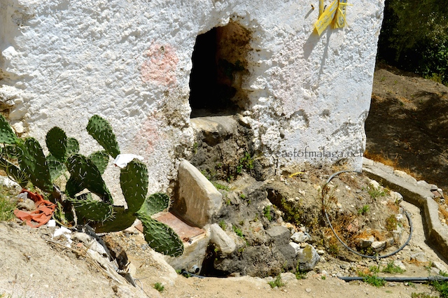 Arab cistern, Canillas de Aceituno