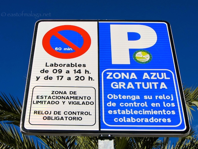 Blue parking zones in Torrox
