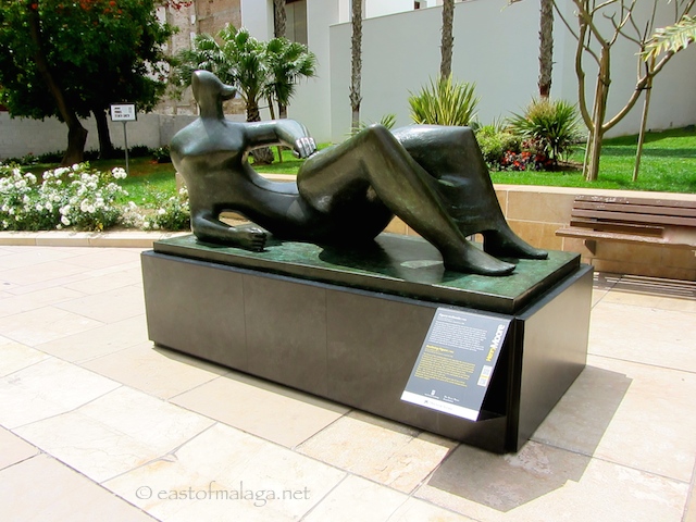 Henry Moore sculpture, Malaga