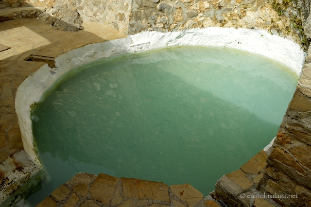 Sulphur pool at Baños de Vilo, Periana